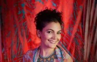 Leslie Di, Artiste compl&egrave;te