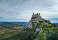 ROUTE DES VINS A L'OMBRE DU CHATEAU DE MONTFERRAND