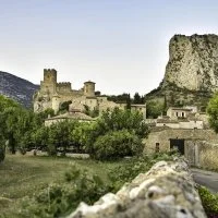 Vers St Jean - Chateaux de Baulx