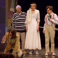 Le M&eacute;decin volant - Cie Les Malins Plaisirs &copy; devoiselle