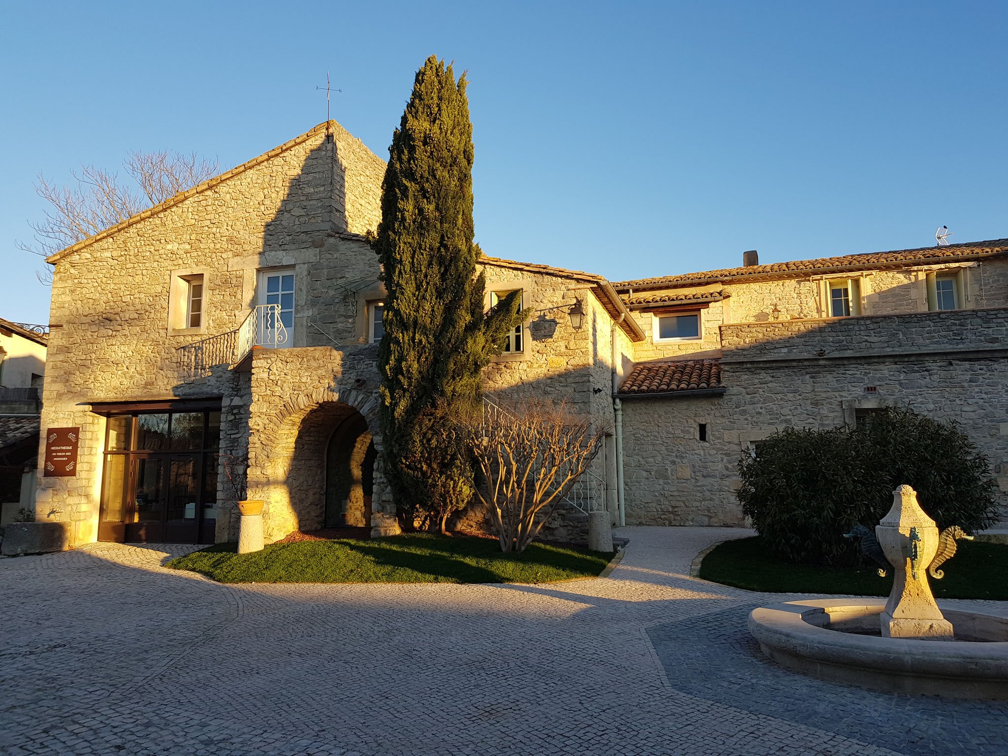 Médiathèque du Puech des Mourgues