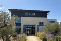 Stela&iuml;a &copy; Stelaia