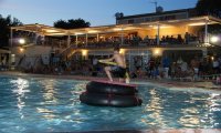 HPA_Activités Joutes sur la piscine © Camping le Val d'Hérault