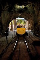 Vis 11 Tunnel d'accès du Funiculaire au fond le Pic Saint Loup @Victor FERRER Libre de droits © Victor Ferrer
